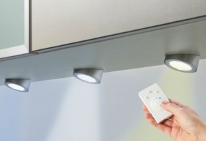 LUMICA Slash 1 Farbwechsel LED Set mit Fernbedienungsset, edelstahlfarbig