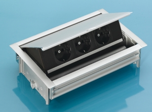 LUMICA PowerFit K, Aluminium eloxiert mit belgischen Steckdosen