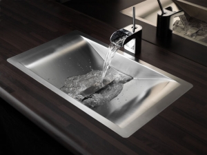 Einzelstck Reginox Wave, als Auflagewaschtisch und flchenbndiger Waschtisch einbaubar