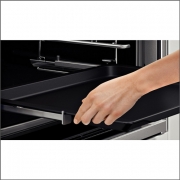 Neff BFS 4524 N / B45FS24N0, Einbaubackofen mit FullSteam und Slide&Hide, EEK: A+, mit 5 Jahren Garantie!