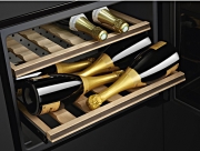 SMEG CVI318X Weinkhler, Edelstahl, Schwarz, 45 cm, EEK: A+, mit 5 Jahren Garantie!