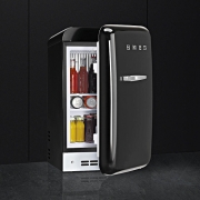 SMEGFAB5RBL Standkhlschrank Minibar, Schwarz, Rechtsanschlag, EEK: D, mit 5 Jahren Garantie!
